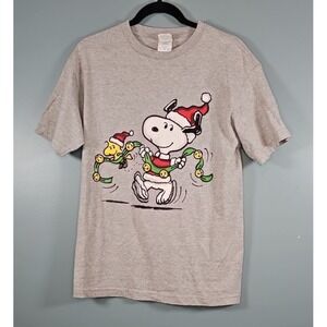 Vintage Peanuts Men's Gray Snoopy Christmas Graphic Tee Shirt Schulz Size Medium